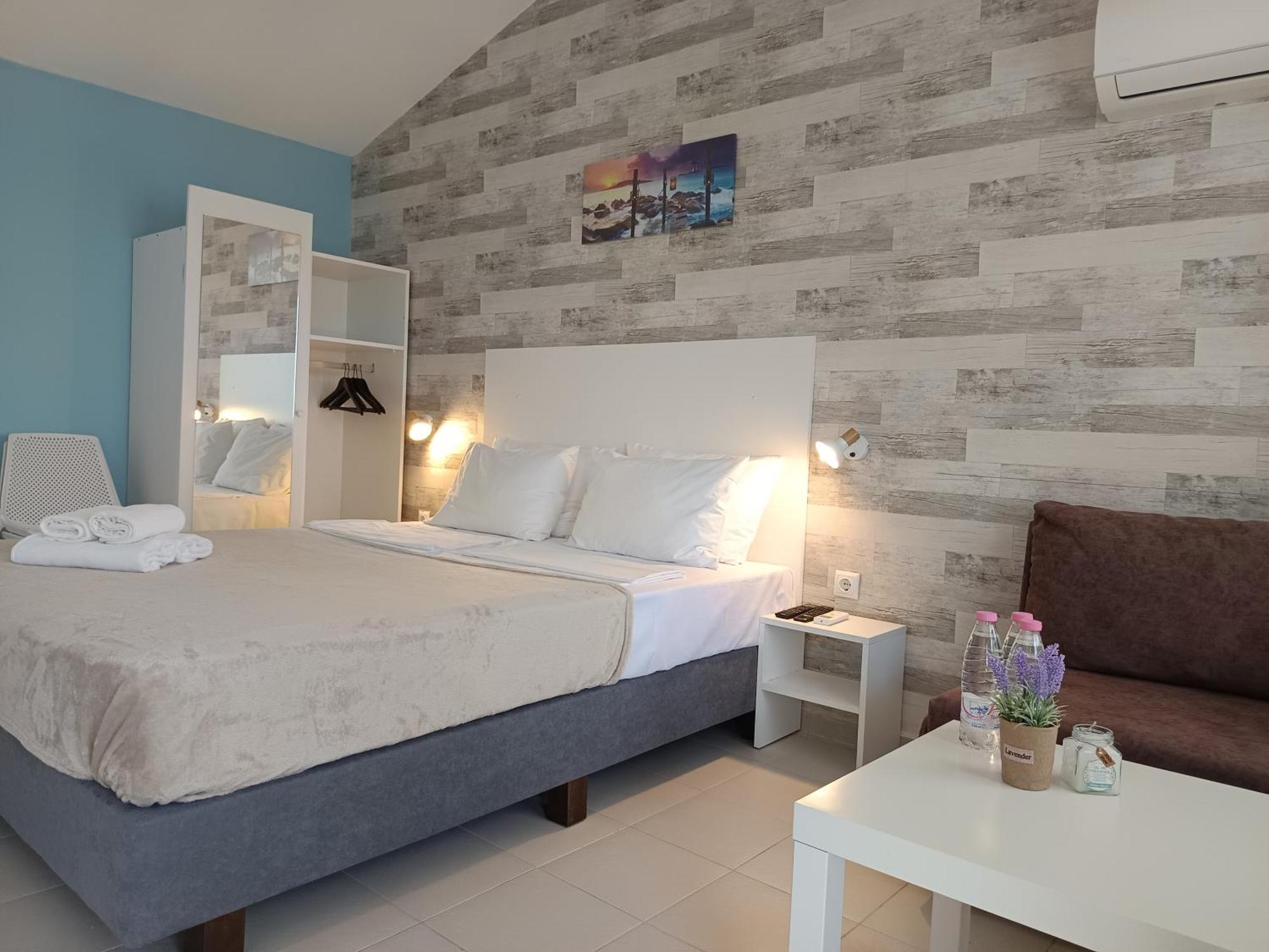 Simada Blue Guesthouse ゴールデンサンド エクステリア 写真